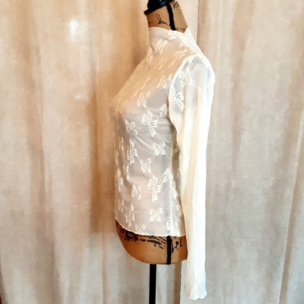 NWOT Ivory Cream Sheer Mesh Top Bows Pattern Long Sleeve Size L - Picture 3 of 11